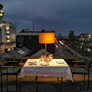 Accommodatie bij particulieren Ghostel 1st - Aventure Alternative - - Arts-factory-experience - For Artists, Makers And Open Minds - Attention, We Are Not A And Are Not Adapted For Everybody - Read Host Warnings Before Reservation - Www,providence,be Asbl, Charleroi