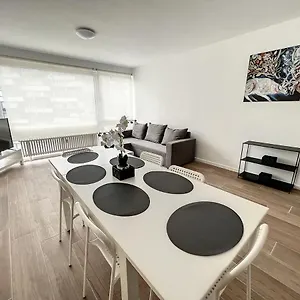 Apartamento Tirou 5 Centre - Gare - Aeroport, Charleroi