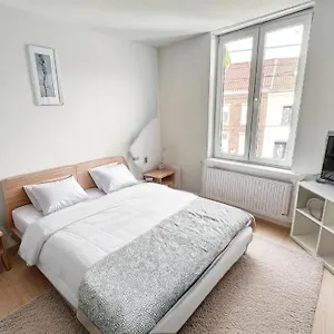 Station 173 D Bruxelles-charleroi-airport Apartment